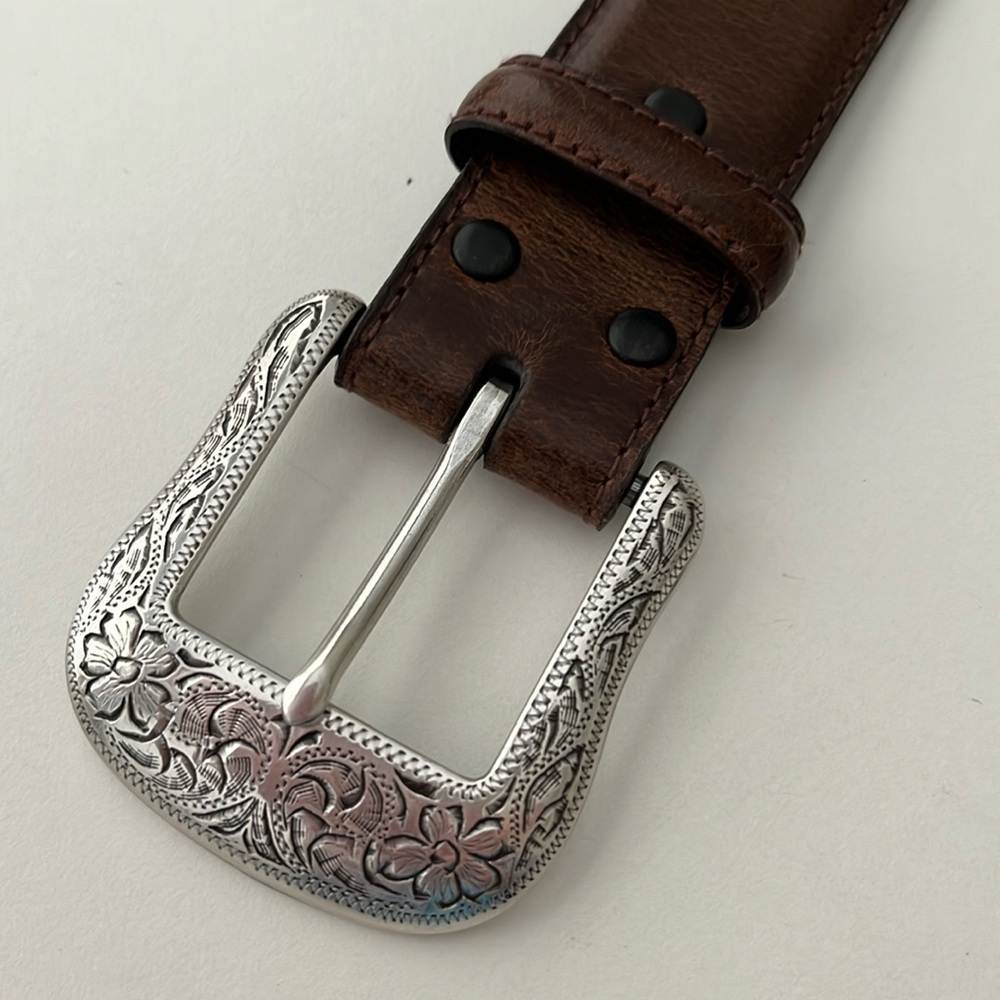 Men’s leather belt